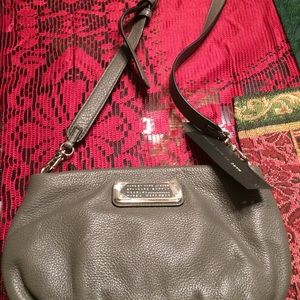 Shoulder bag it is a Marc by Marc Jacobs’s